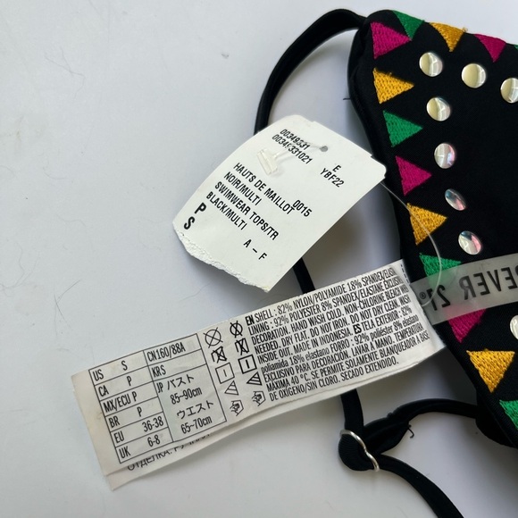 FOREVER 21 Black Triangle Bikini Swim Top Size S - Picture 6 of 6